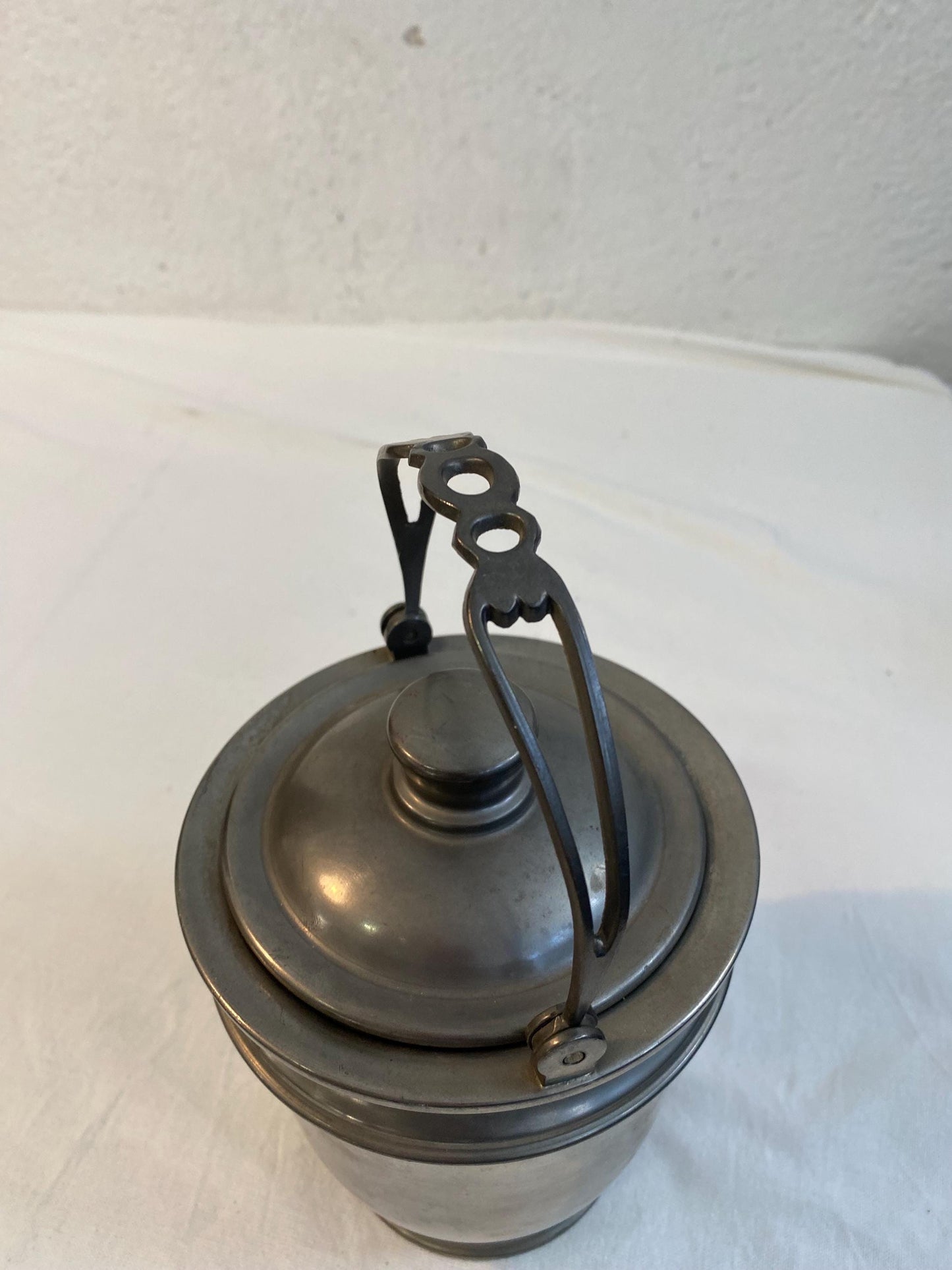 Secchiello per Ghiaccio Vintage in Peltro  Elegante e Pratico