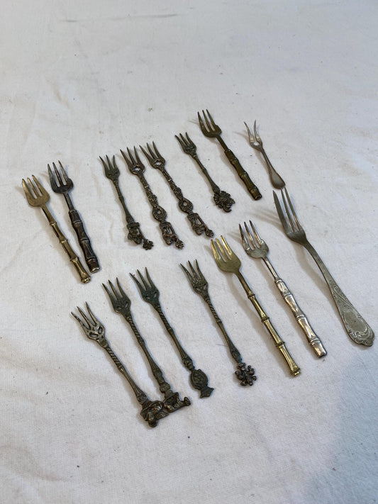 Set di 15 Forchette Vintage in Argento Placcato - Eleganti e da Collezione