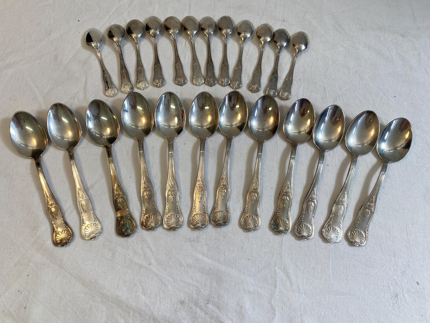 Servizio Posate in Argento 800 Placcato: Tradizione e Lusso Italiano per la Tua Tavola
