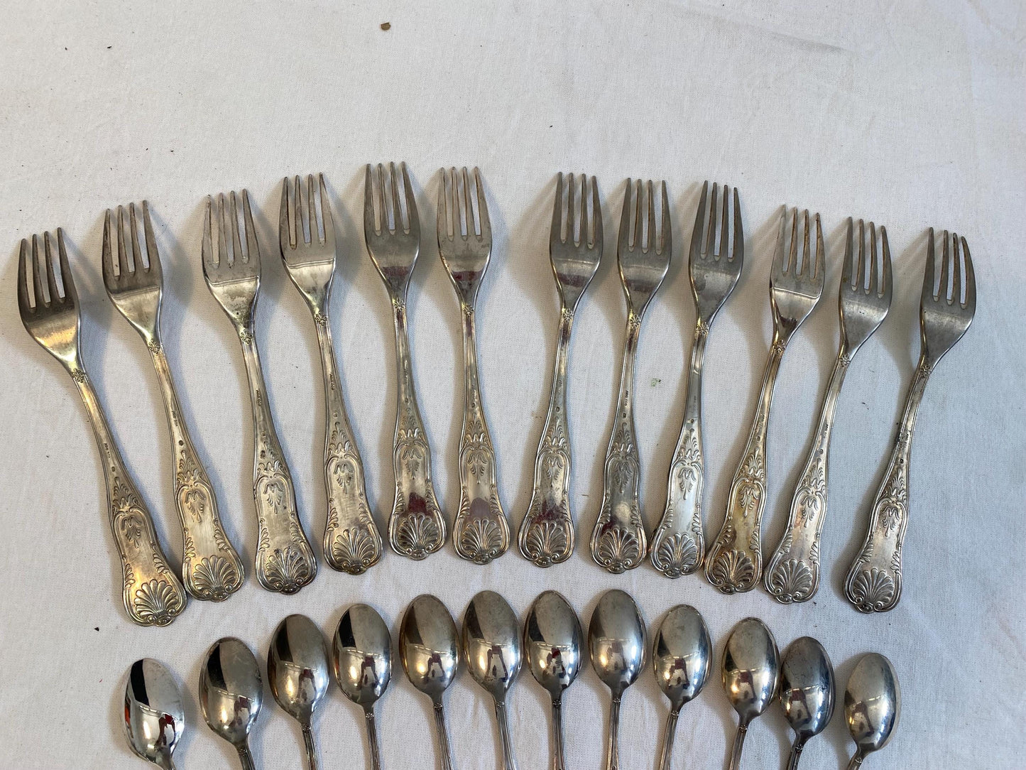 Servizio Posate in Argento 800 Placcato: Tradizione e Lusso Italiano per la Tua Tavola