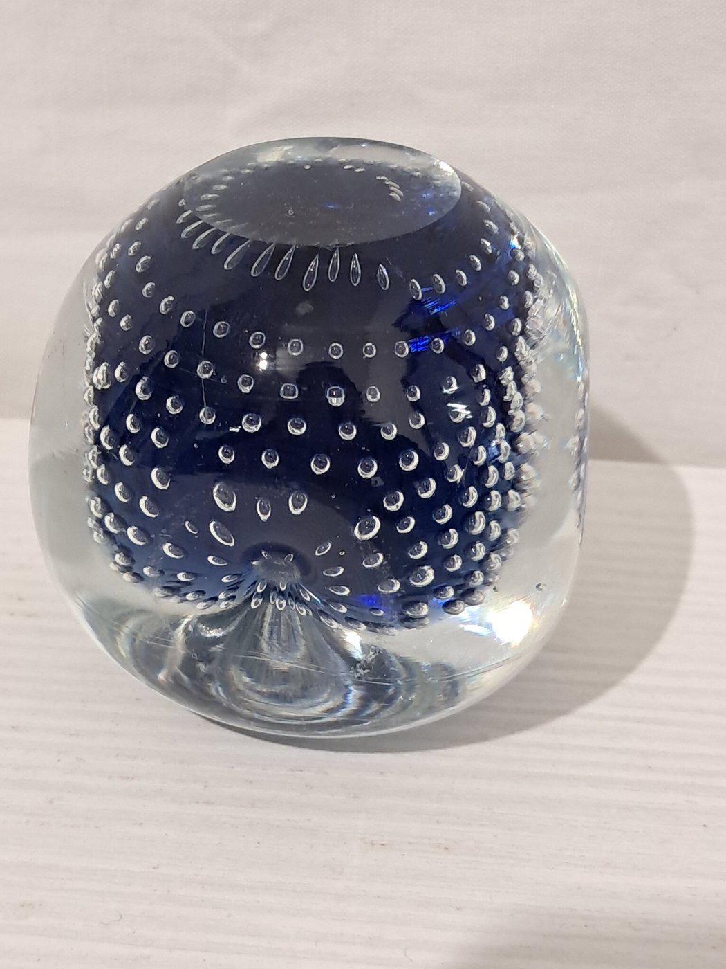 Fermacarta Vintage in Vetro Blu con Bolle Trasparenti Realizzato a Mano, 6x6x7 cm (2,4"x2,4"x2,8")