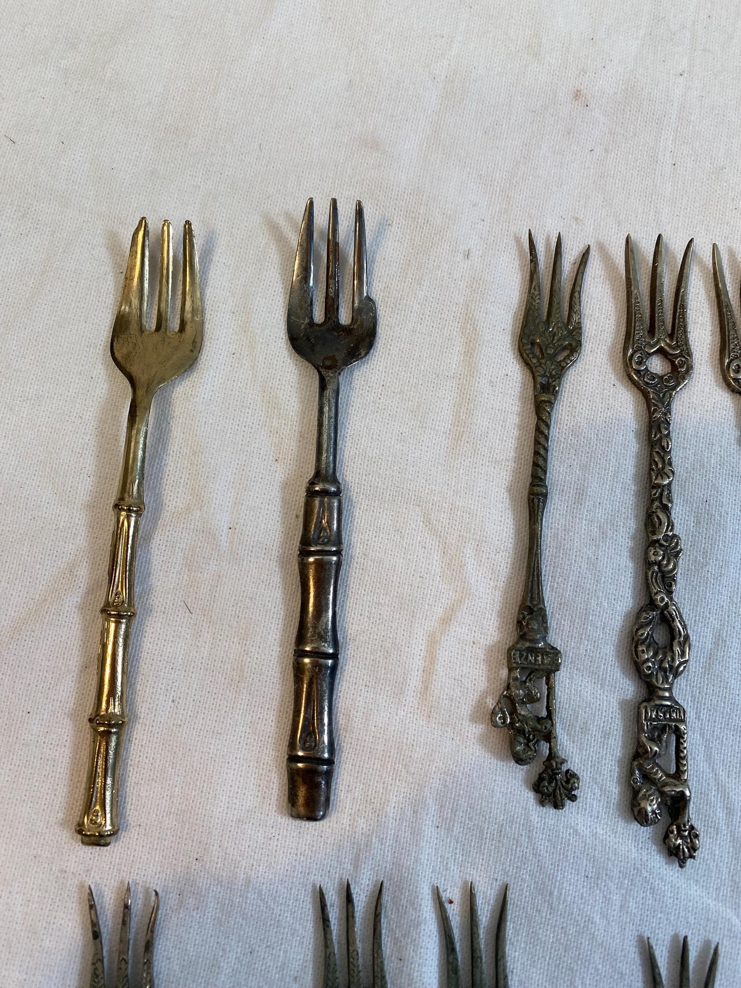 Set di 15 Forchette Vintage in Argento Placcato - Eleganti e da Collezione