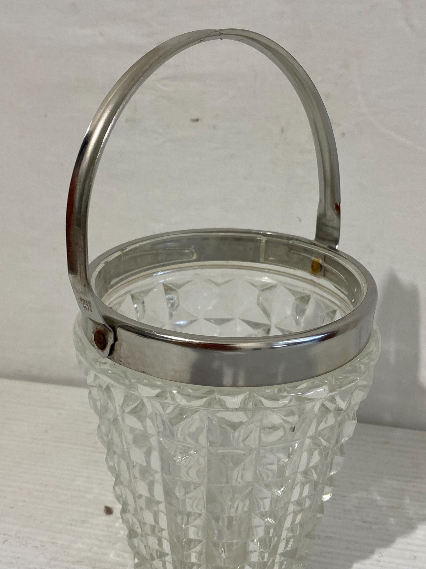Secchiello per Ghiaccio Vintage in Vetro e Acciaio Inox - Design Elegante con Scanalature - Misure 14 cm (5.5") x 11 cm (4.3")