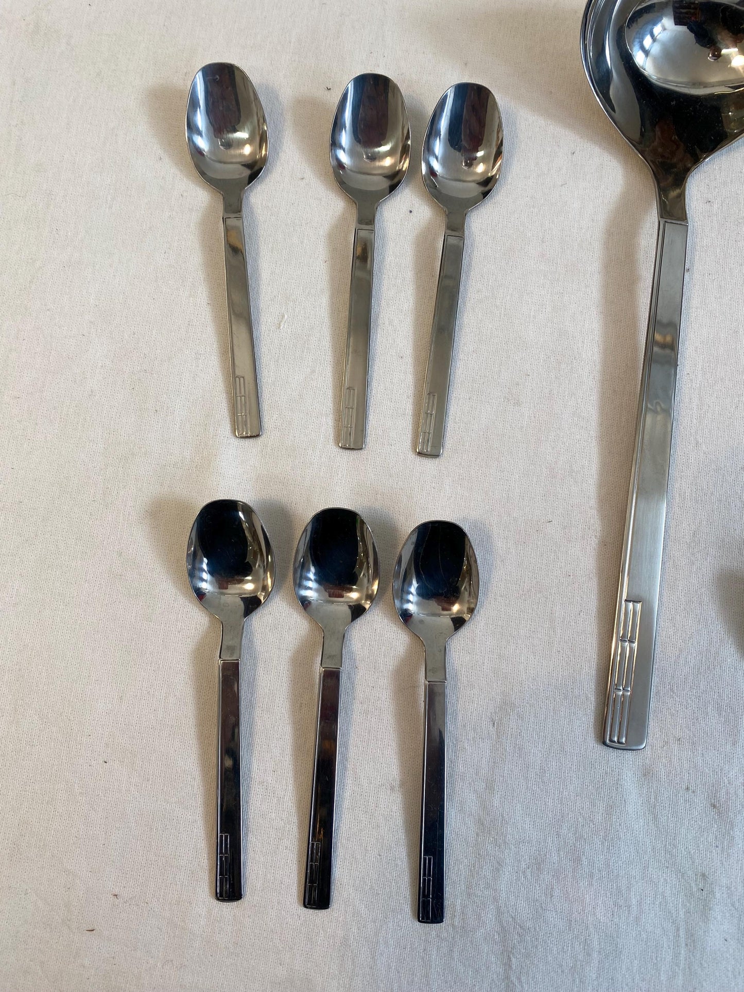 Set di Posate Pinti Inox 18/10 - 12 Cucchiaini e Mestolo - Alta Qualità Made in Italy