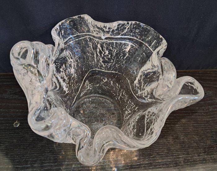 Vaso Vintage in Vetro Anni '70 a Forma di Fazzoletto - Elegante e Unico