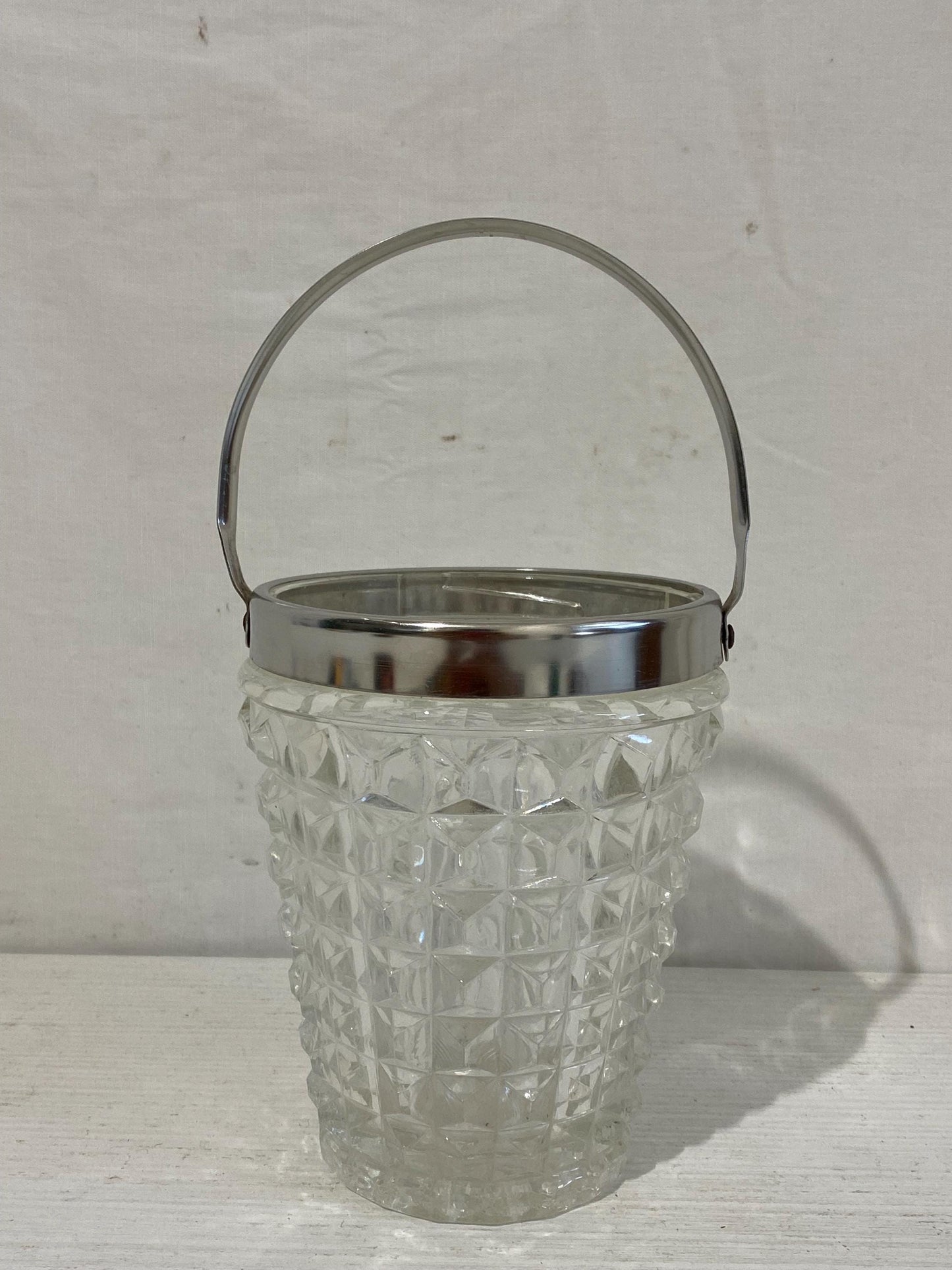 Secchiello per Ghiaccio Vintage in Vetro e Acciaio Inox - Design Elegante con Scanalature - Misure 14 cm (5.5") x 11 cm (4.3")