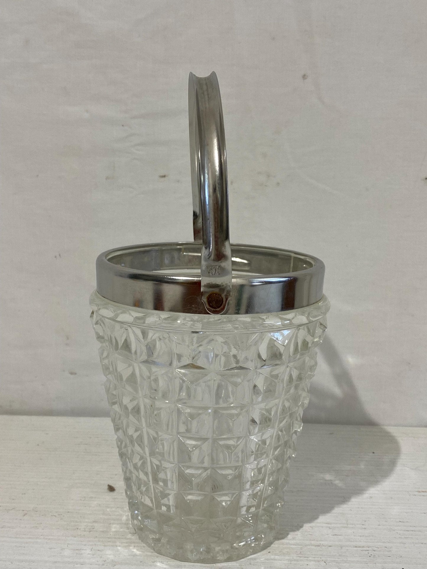 Secchiello per Ghiaccio Vintage in Vetro e Acciaio Inox - Design Elegante con Scanalature - Misure 14 cm (5.5") x 11 cm (4.3")