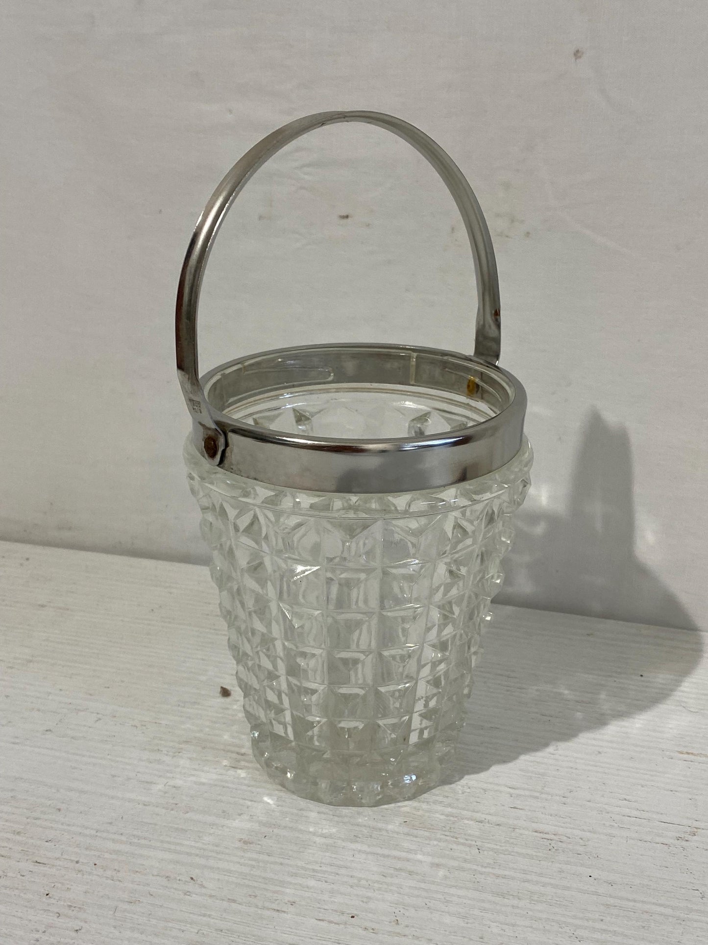 Secchiello per Ghiaccio Vintage in Vetro e Acciaio Inox - Design Elegante con Scanalature - Misure 14 cm (5.5") x 11 cm (4.3")