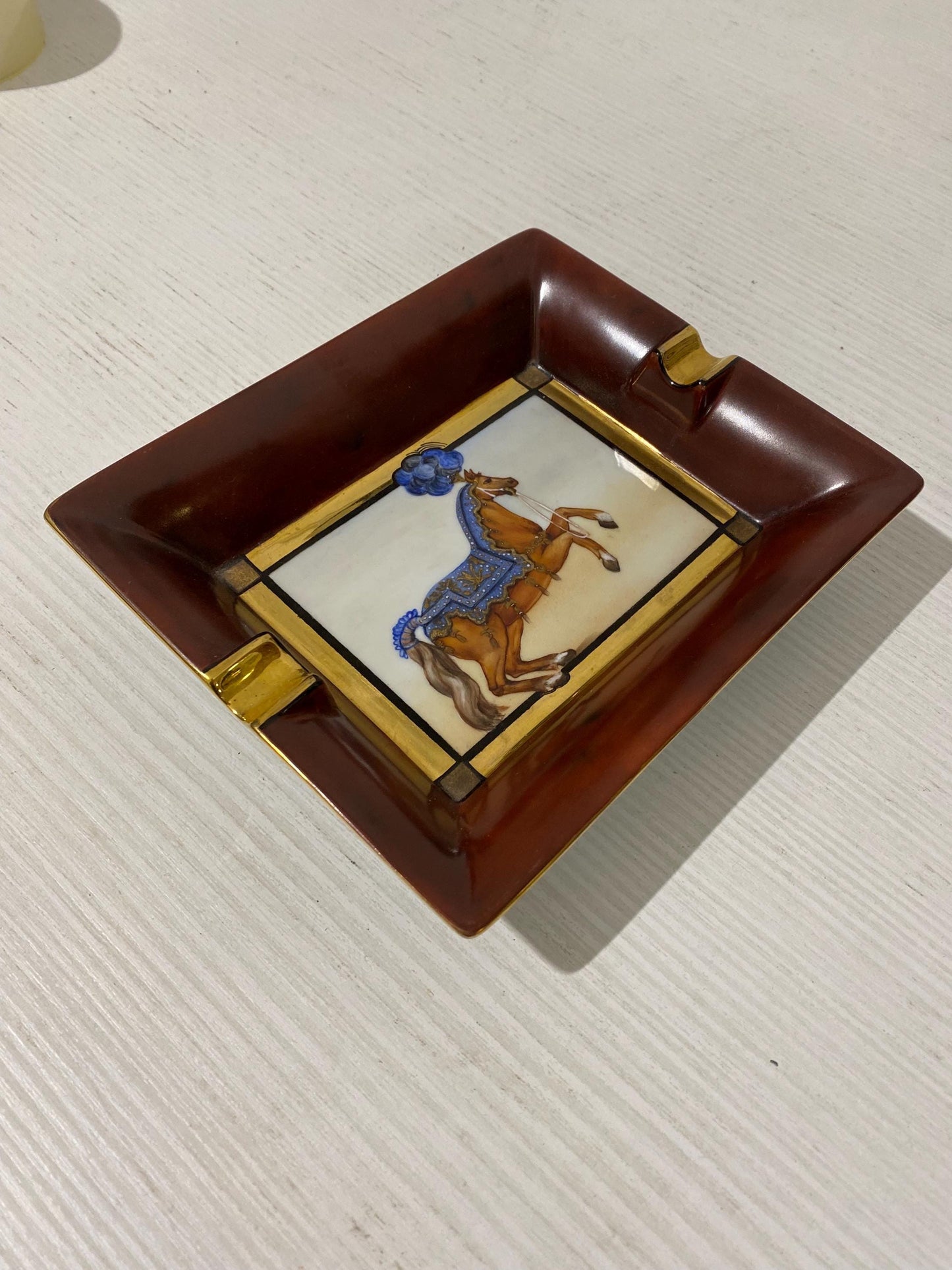 Portacenere Dipinto a Mano "Bianca Maria" - Porcellana Italiana Vintage - 19,50x16x4 cm (7.7"x6.3"x1.6")