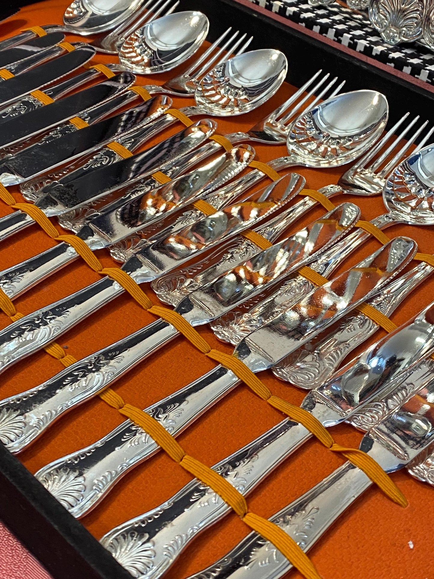 Servizio di Posate in Argento 800 - Tradizione Italiana Intatta