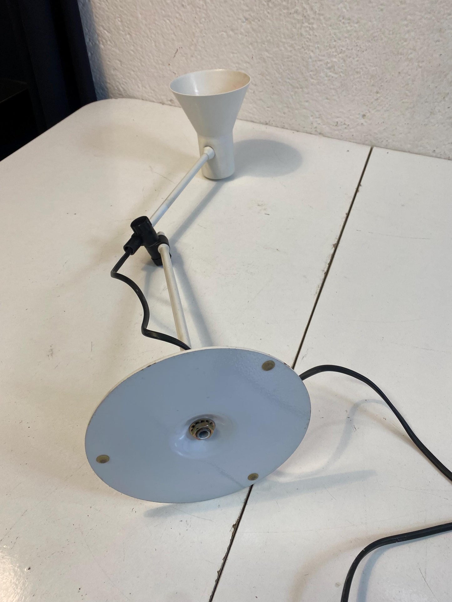 Lampada da Scrivania Vintage in Metallo Bianco - Regolabile in altezza - Made in Italy - 55 cm