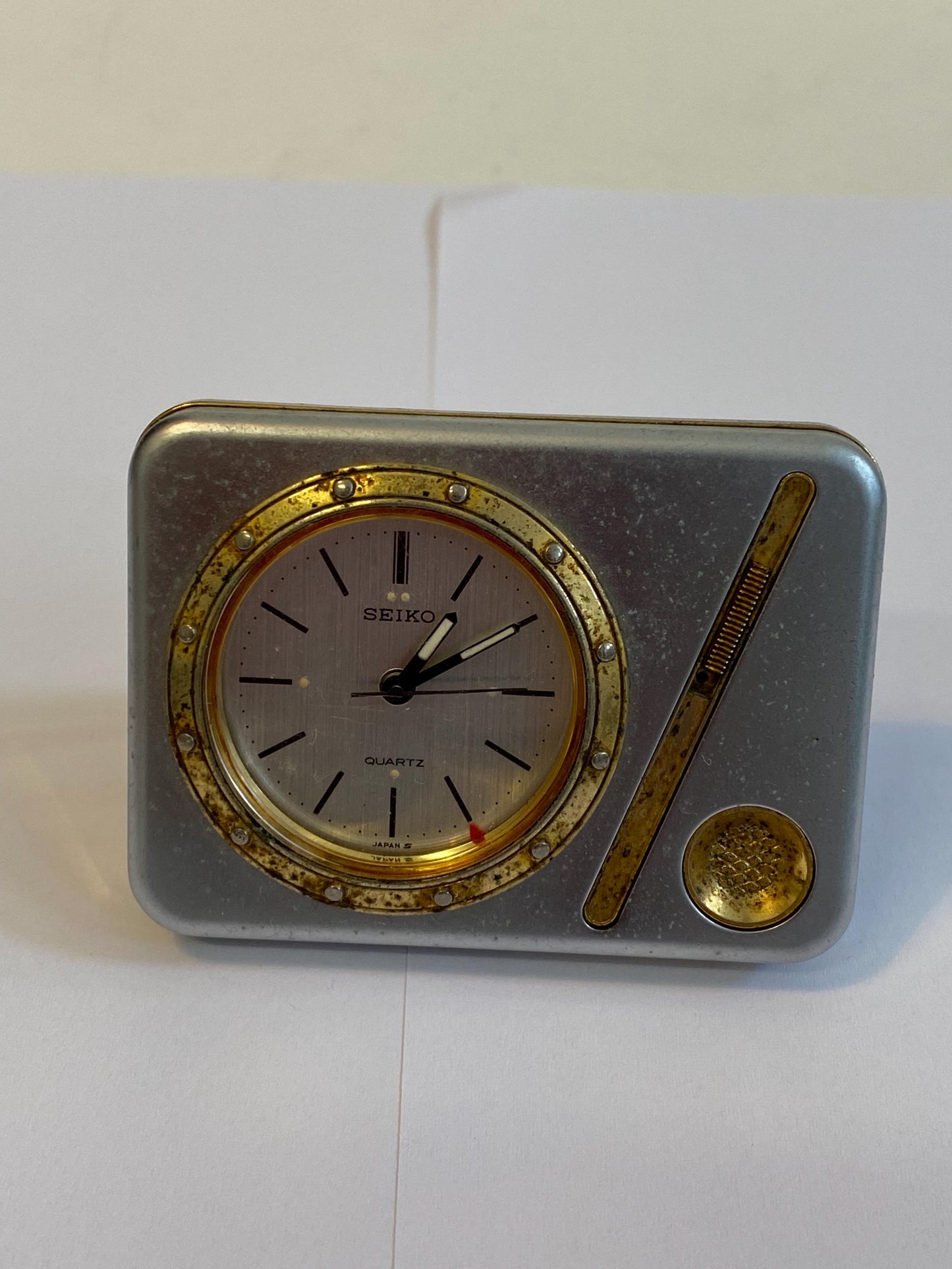 Orologio da viaggio vintage SEIKO Quartz Japan anni '70 Design retrò con dettagli dorati 6,2x4,5 cm