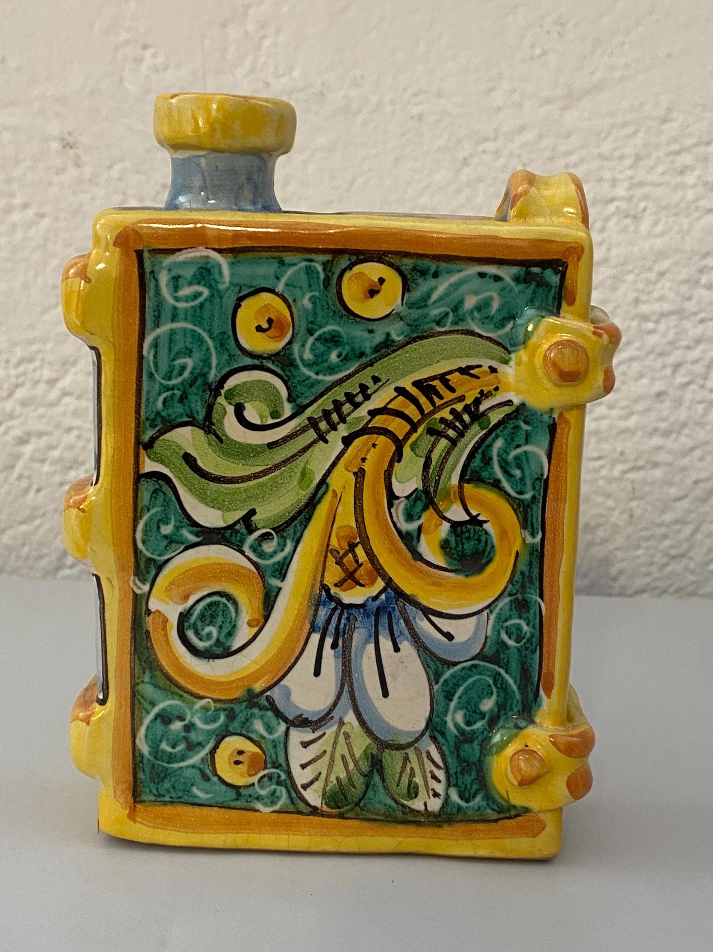 Fiaschetta vintage in ceramica a forma di libro Dipinta a mano Deruta 17,5x12,5x4,5 cm