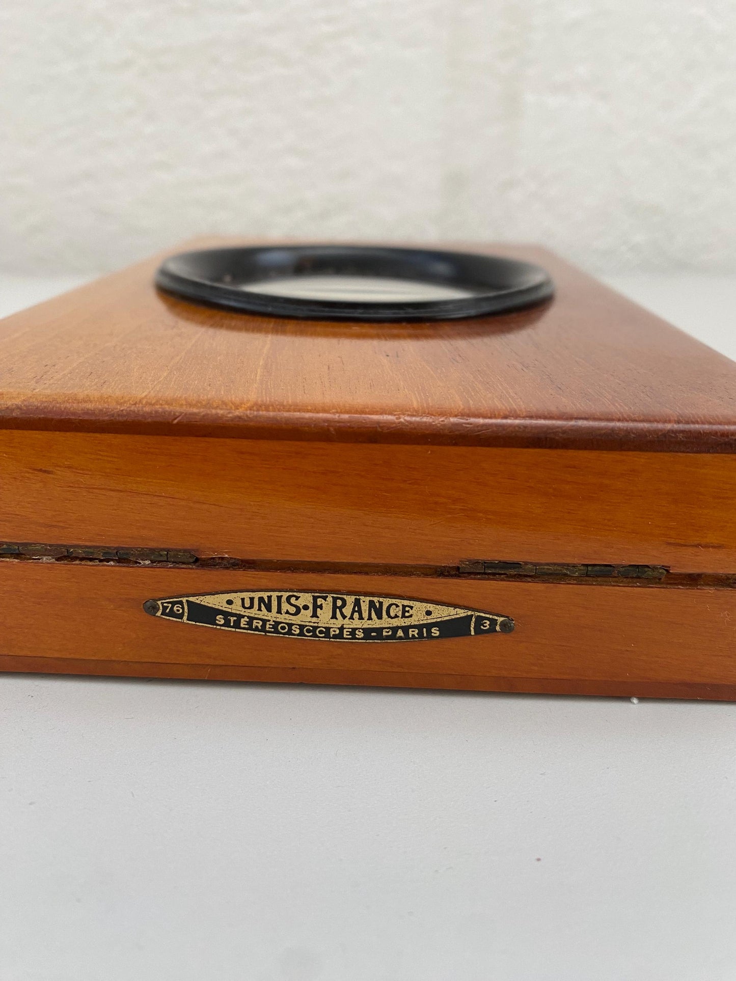 Vintage Unis France wooden stereoscopic viewer 20x13x4.5 cm Vintage optics Paris antique photography collection