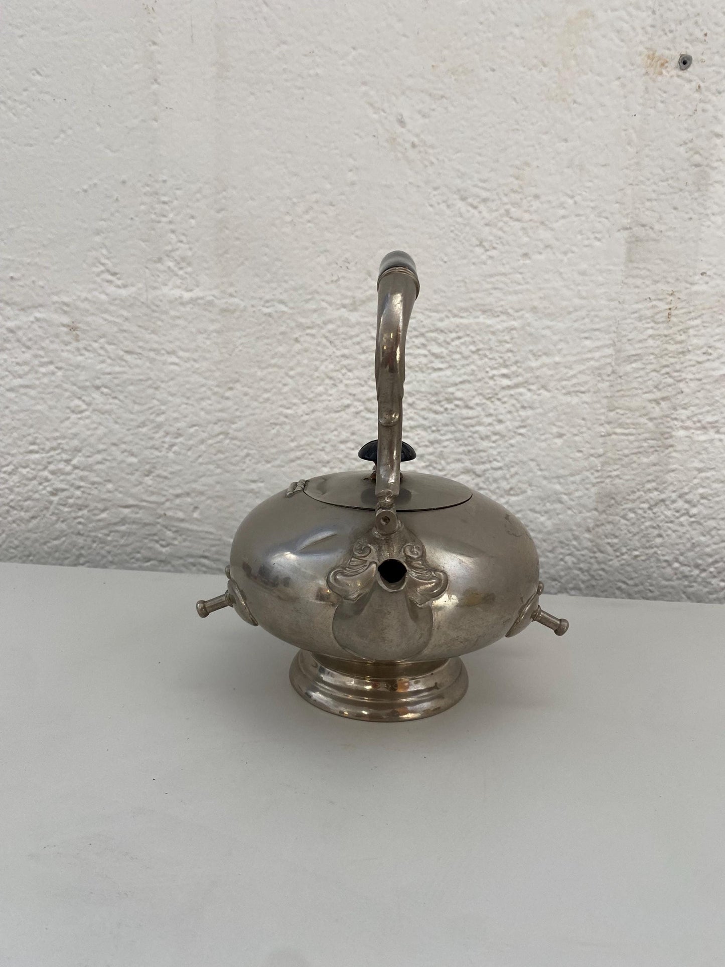 Teiera Samovar Luigi XV Rococo: Un Tocco Reggale per la Tua Casa da Favola