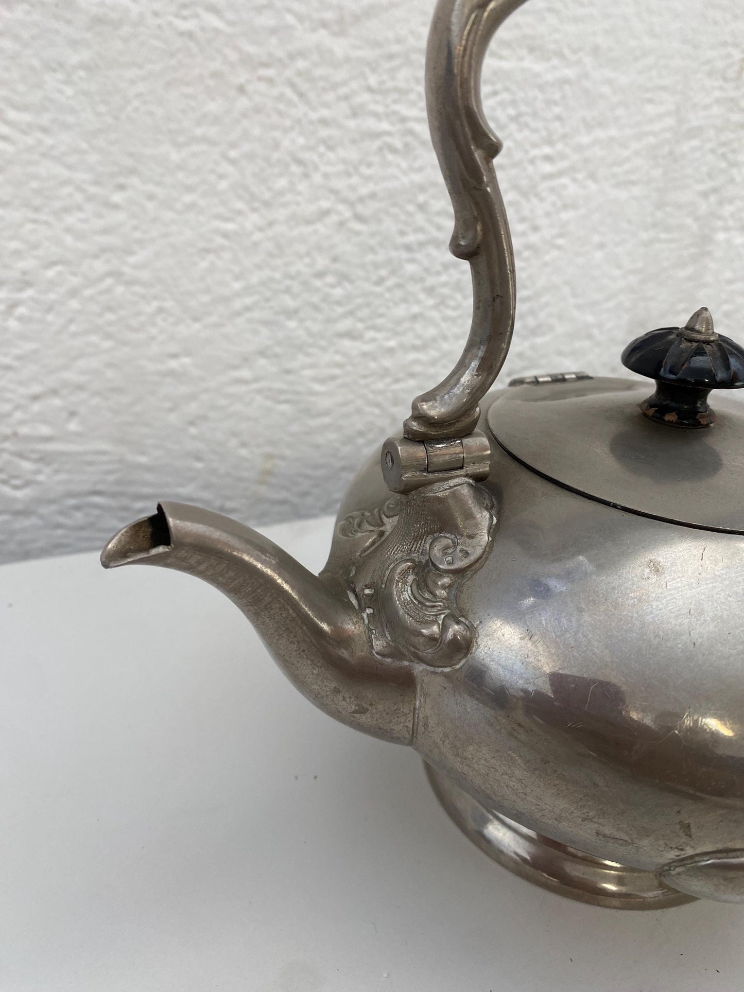 Teiera Samovar Luigi XV Rococo: Un Tocco Reggale per la Tua Casa da Favola