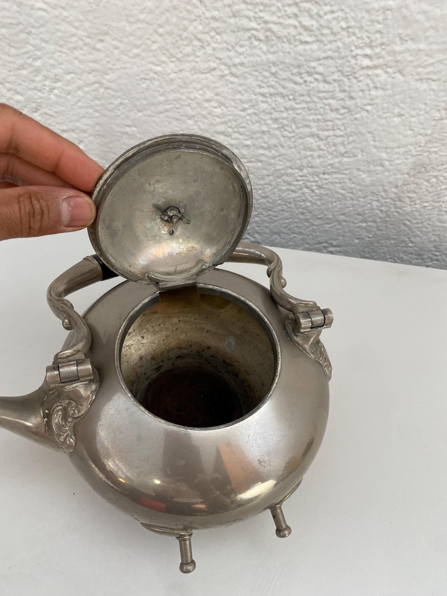 Teiera Samovar Luigi XV Rococo: Un Tocco Reggale per la Tua Casa da Favola