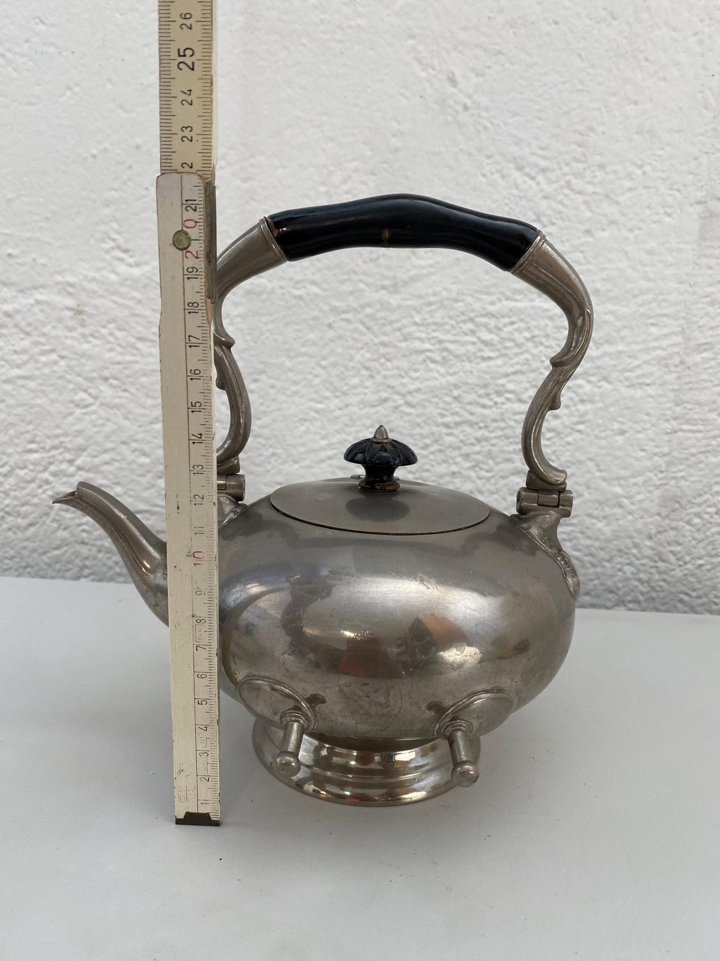 Teiera Samovar Luigi XV Rococo: Un Tocco Reggale per la Tua Casa da Favola