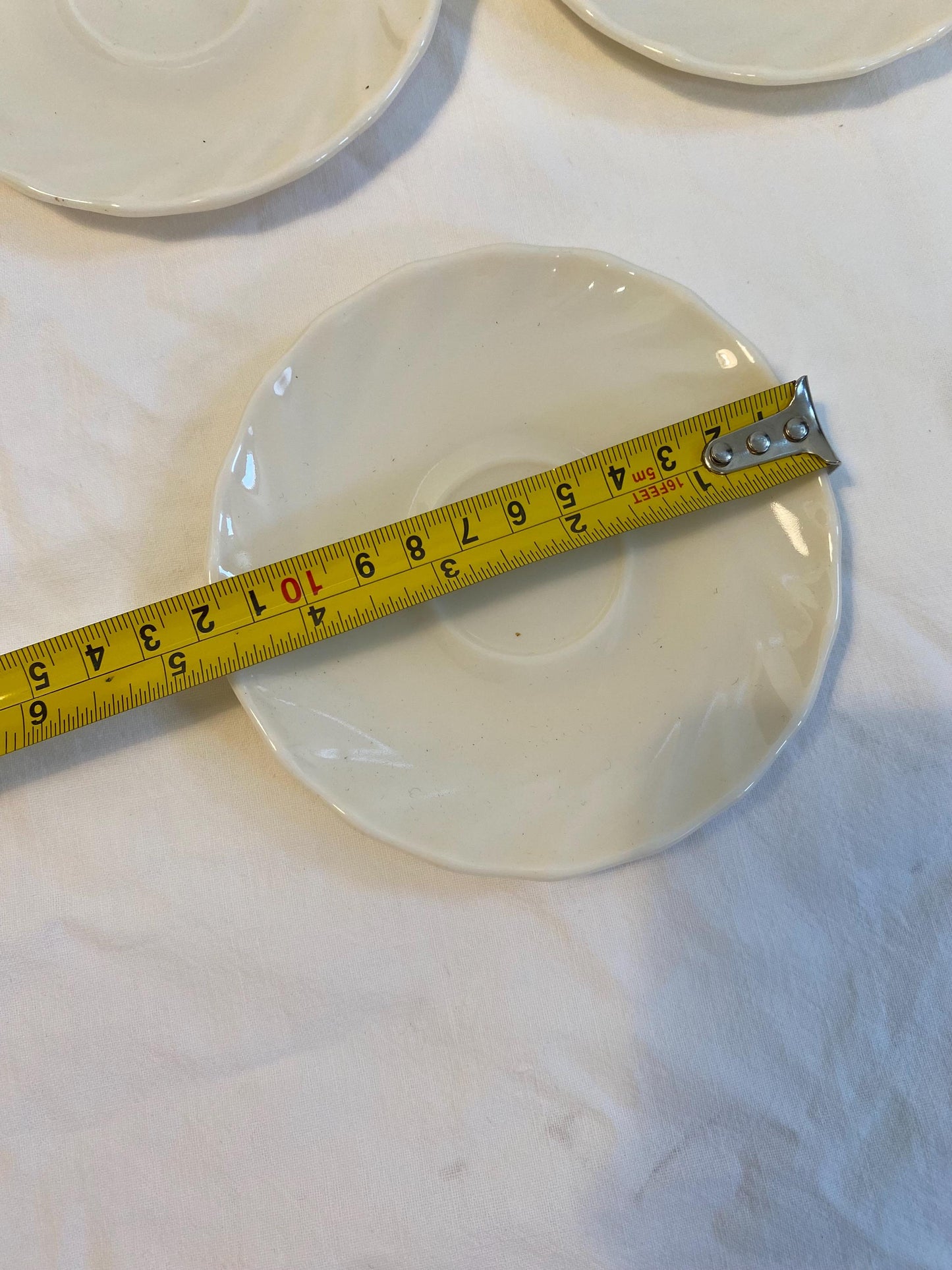 Set 11 piattini vintage Arcopal France bianchi 12 cm vetro opalino, motivo a spirale, per tè o caffè