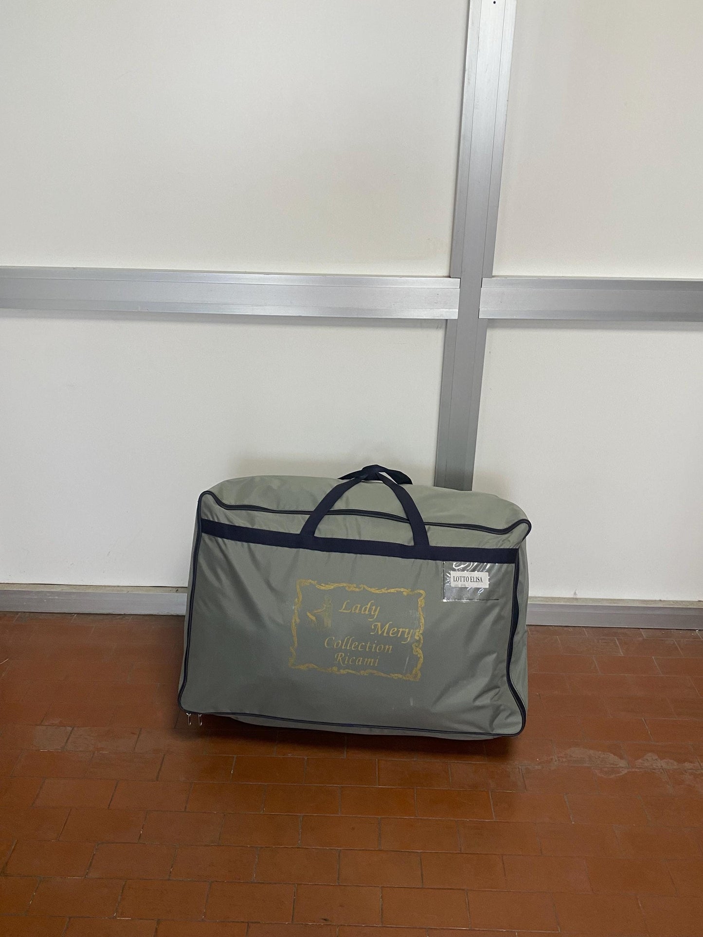 Trapunta Matrimoniale Vintage "Katia" 240x260 cm con Volant e Pizzo, 2 Cuscini Arredo Inclusi mai usata come nuova