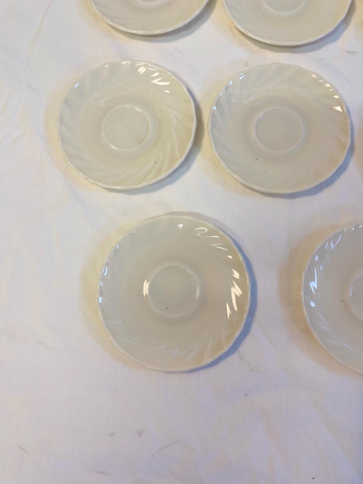 Set 11 piattini vintage Arcopal France bianchi 12 cm vetro opalino, motivo a spirale, per tè o caffè