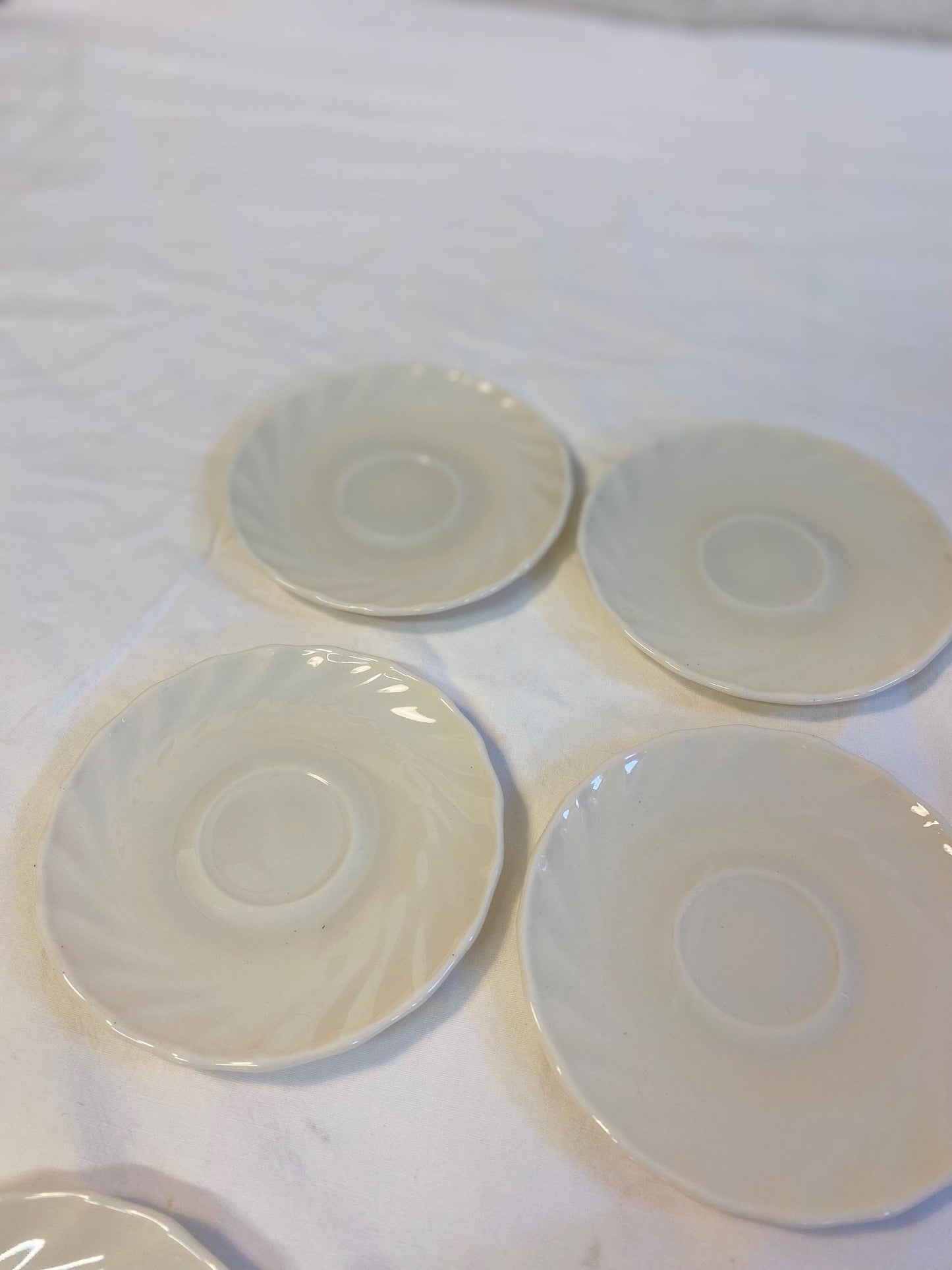 Set 11 piattini vintage Arcopal France bianchi 12 cm vetro opalino, motivo a spirale, per tè o caffè