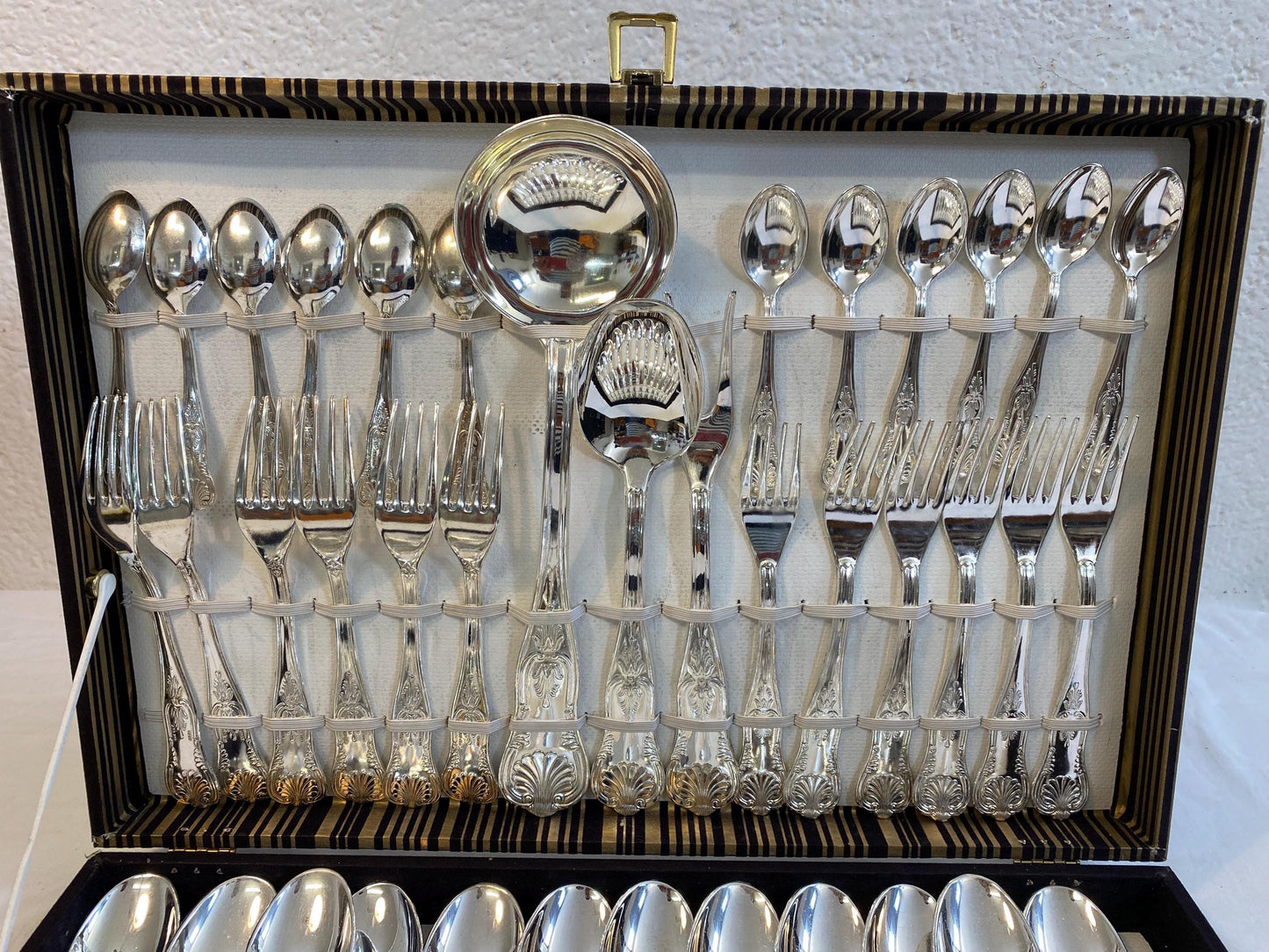Servizio di Posate in Argento 800 - Tradizione Italiana Intatta