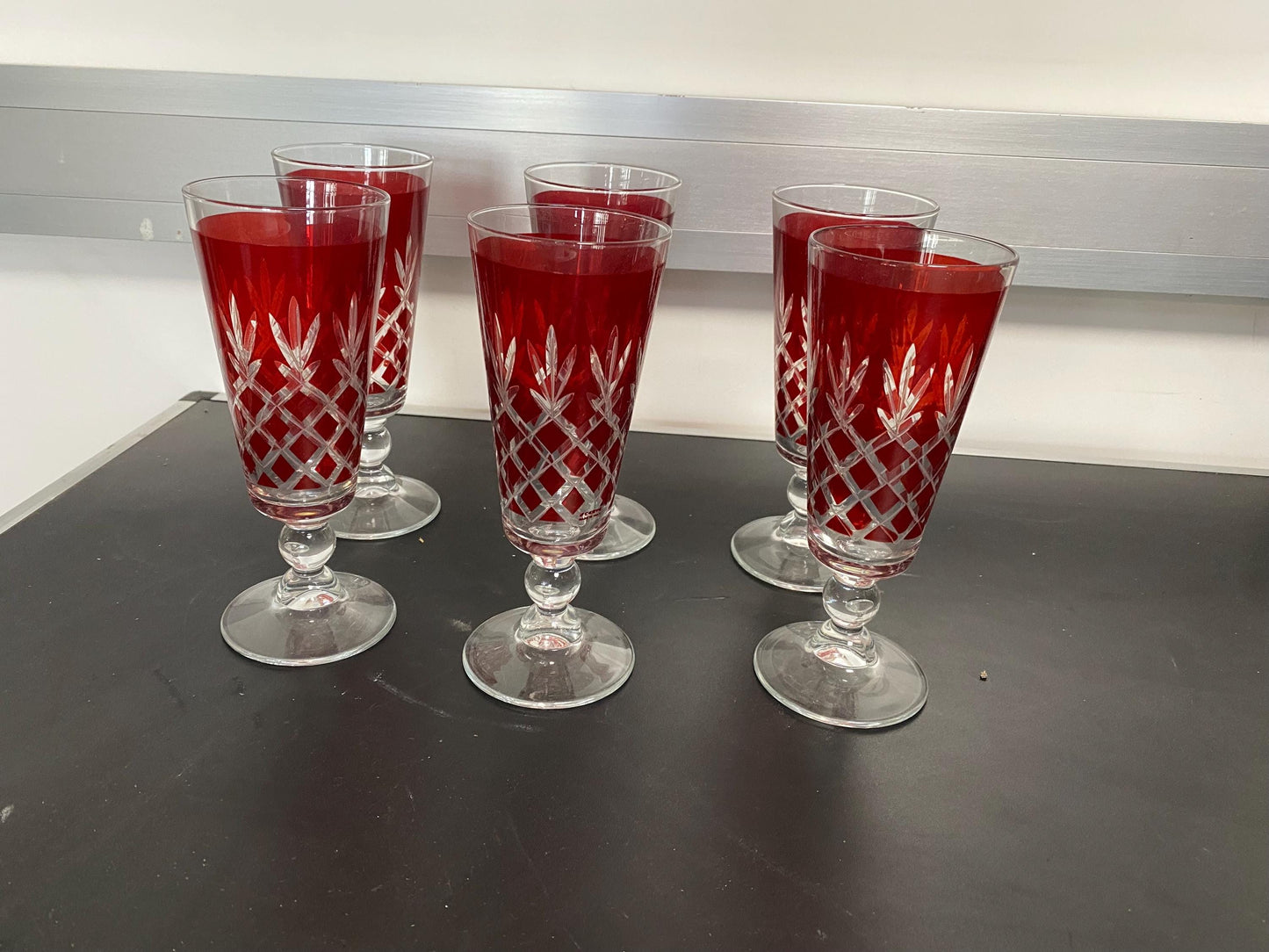 Set di bicchieri in cristallo inciso Cerve