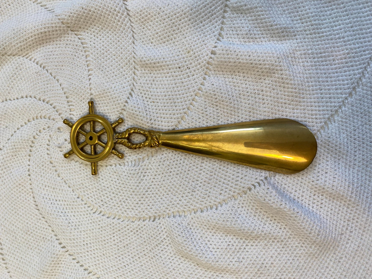 Calzascarpe vintage ottone 21 cm con timone nautico accessorio elegante per casa marina, stile navale rétro, regalo originale per lui