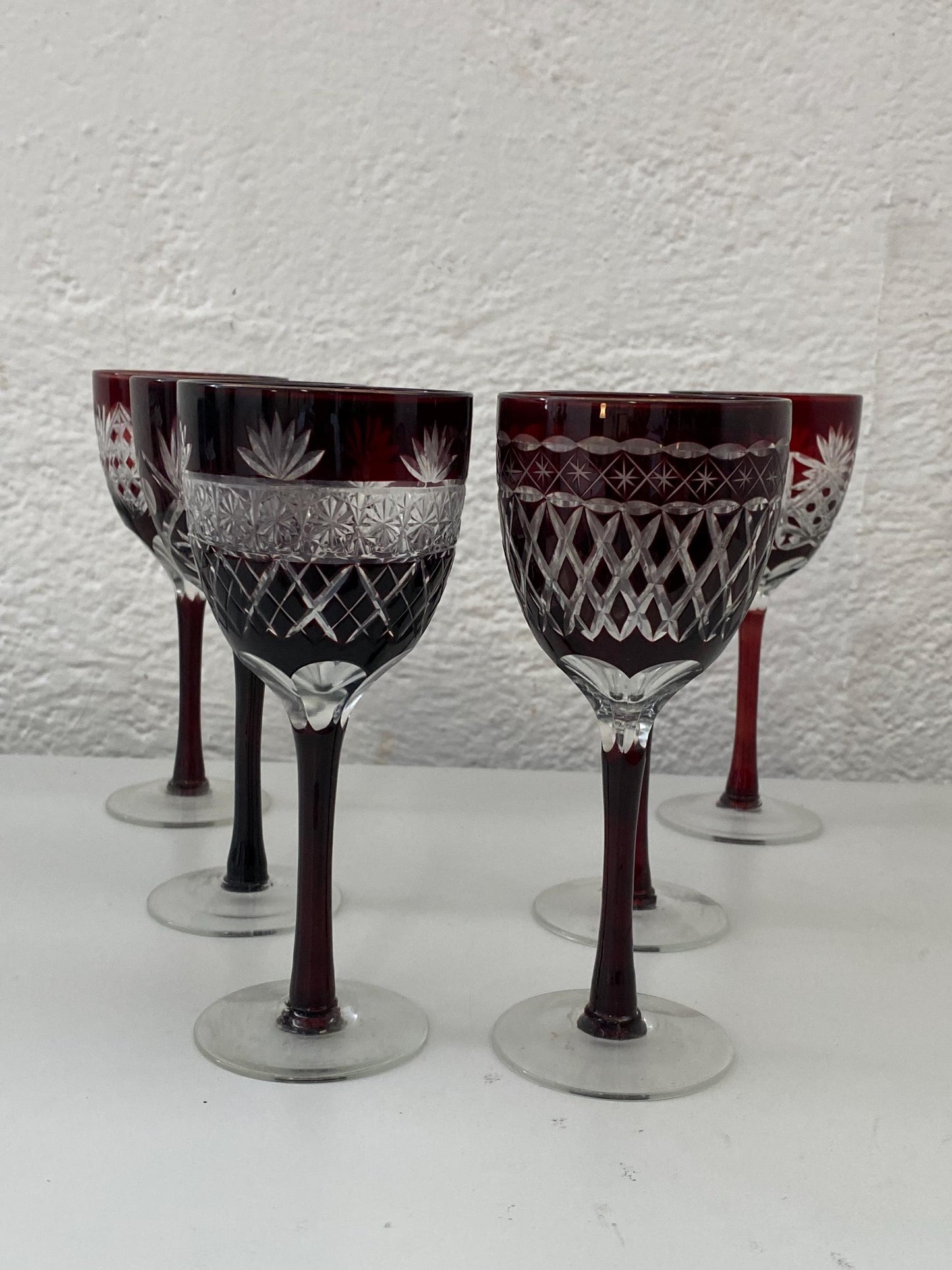 Set 6 calici in cristallo inciso rosso rubino Boemia vintage h 17,5 cm bicchieri da vino taglio a mano per collezione o regalo elegante