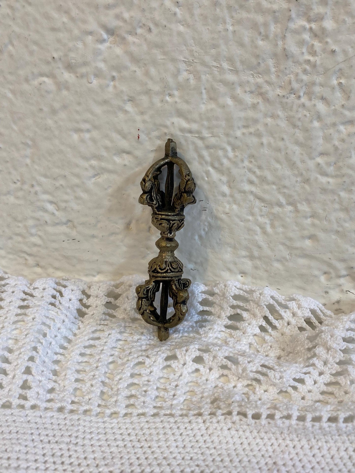Vajra Dorje tibetano vintage placcato argento 11 × 3,5 cm strumento rituale buddhista per meditazione e altare, raro pezzo da collezione