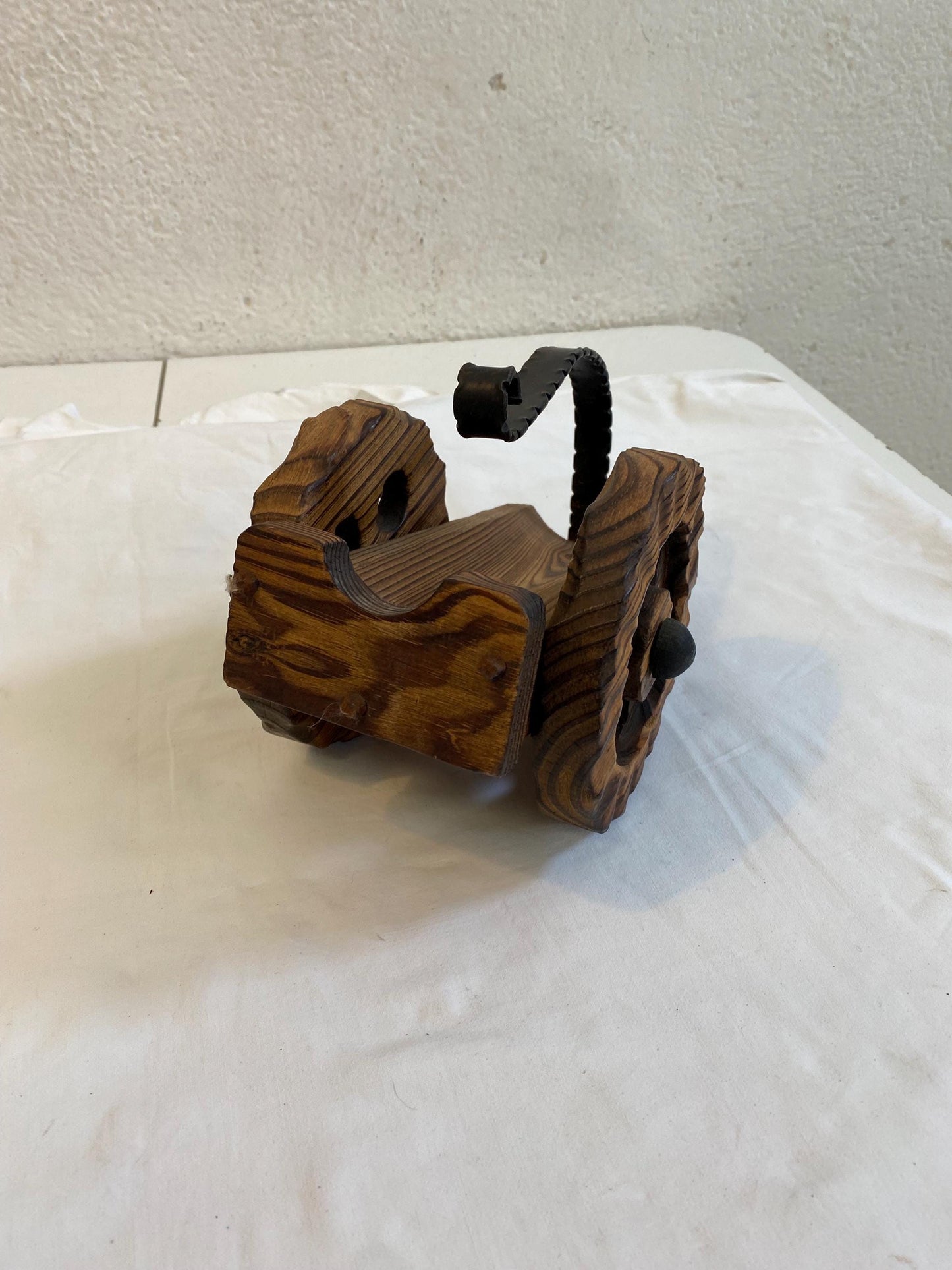Porta bottiglia in legno a forma di cannone, vintage Made in Spain anni 70, 26x14x17 cm (10.2x5.5x6.7 in), rustico per bar di casa e regalo