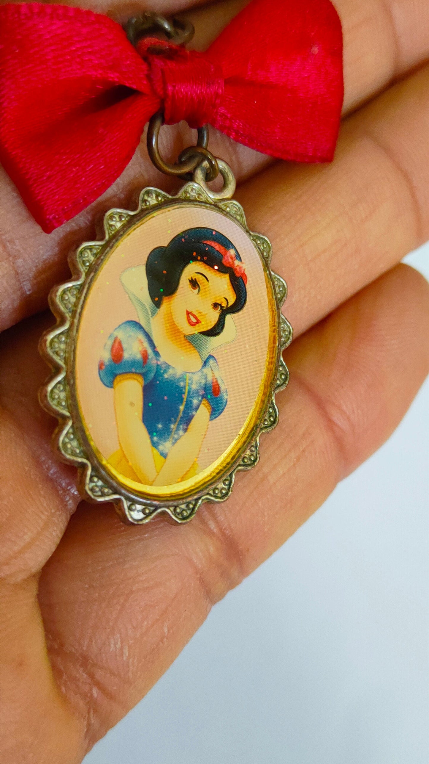 Pendente Biancaneve Disney Vintage Argentato - Un Pezzo di Magia Disney