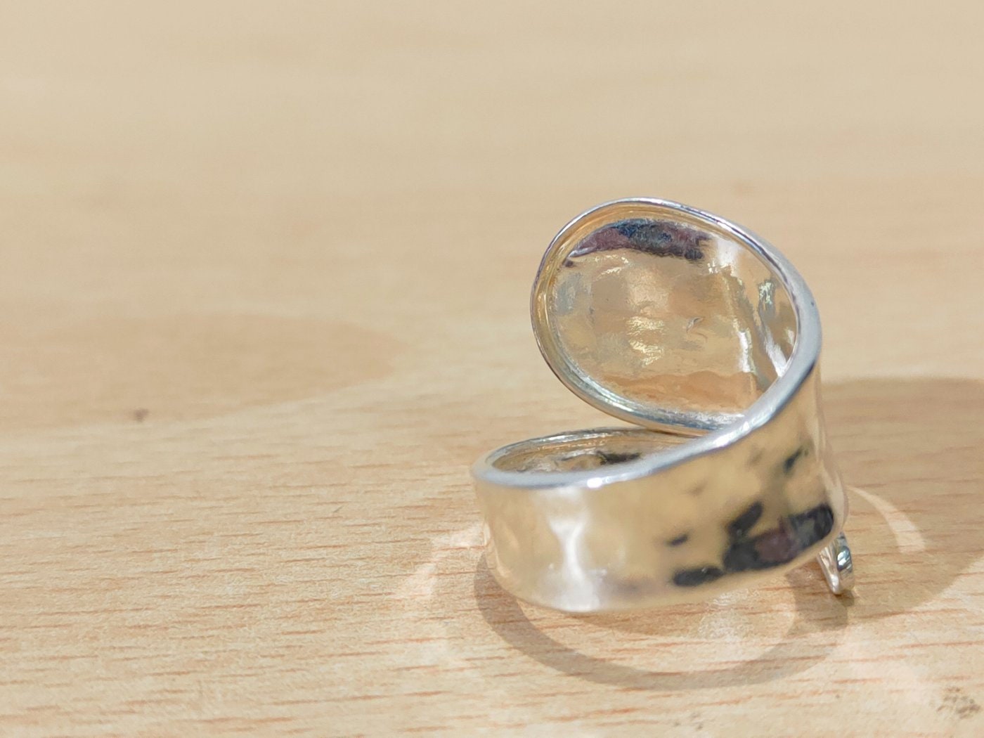 Anello in Argento 925 con Pietra Sintetica Rossa - Taglia Regolabile