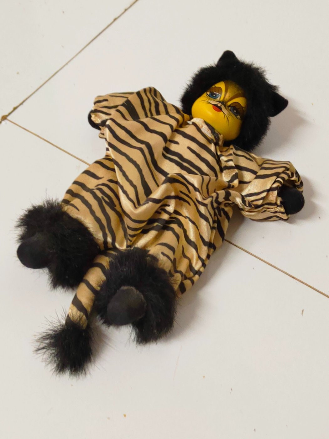 clown tigre figurina bambola pagliaccio