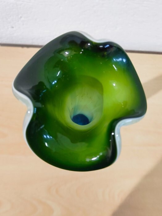 Vaso per Fiori in Vetro - Tre Colorazioni Disponibili: Verde, Blu e Bianco