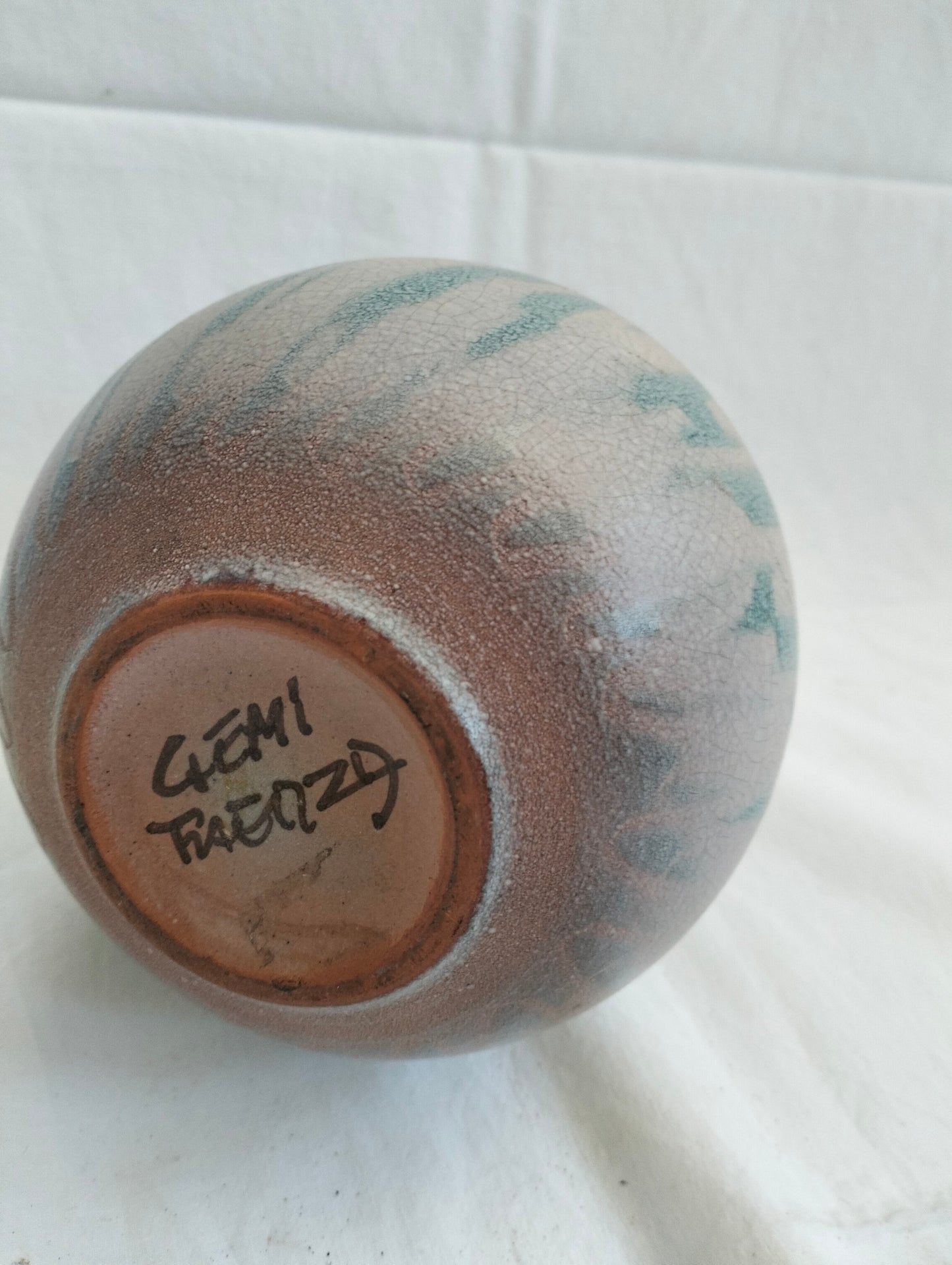Vaso in Coccio Unico con Scritta Gemi Faenza - Decorazione d'Interni