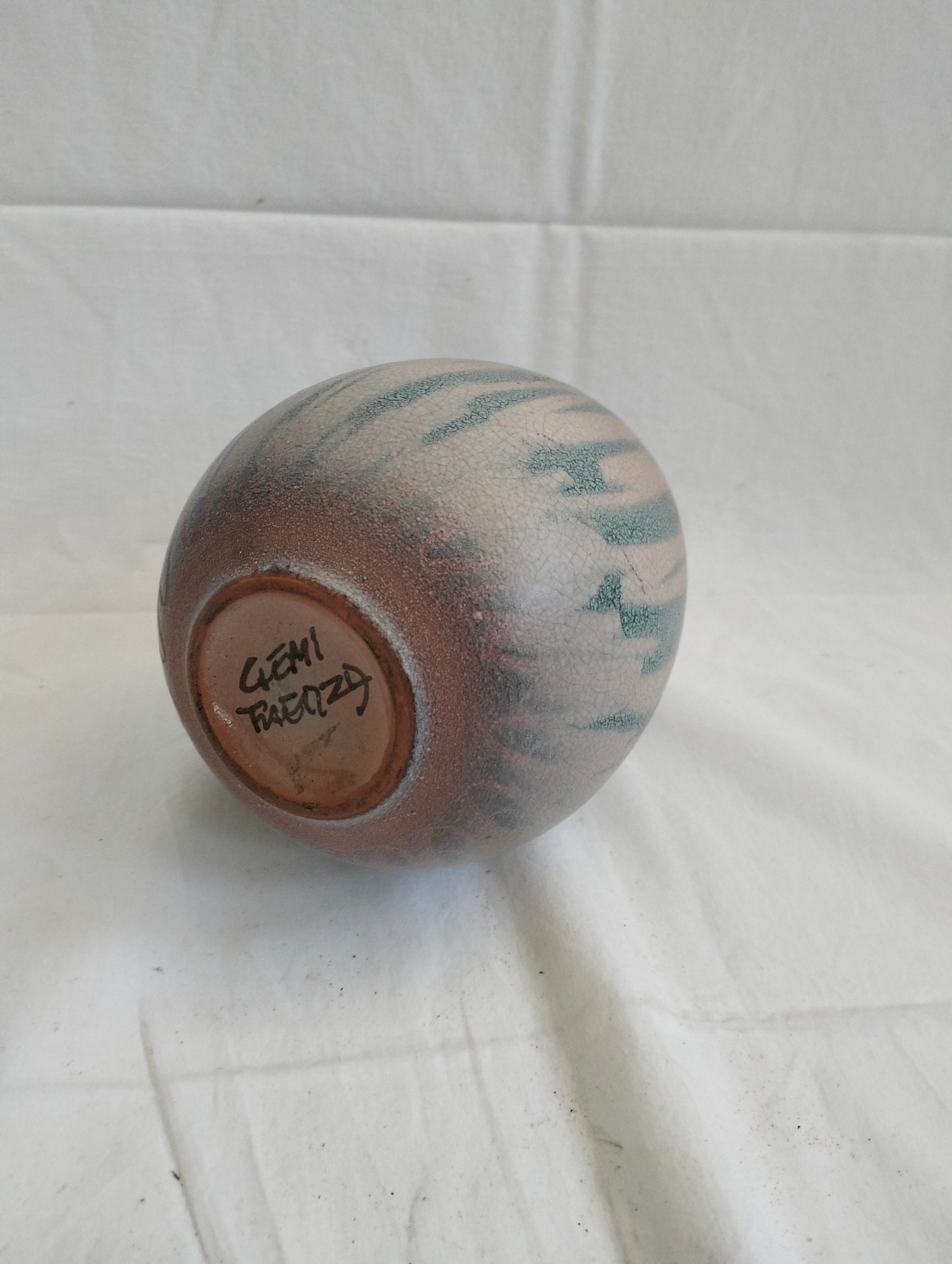 Vaso in Coccio Unico con Scritta Gemi Faenza - Decorazione d'Interni