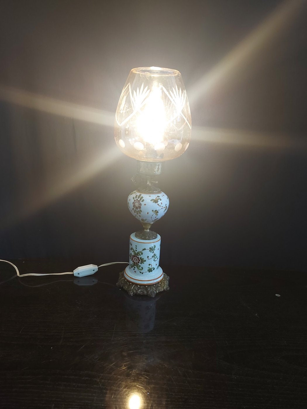 Lampada da Tavolo Vintage in Ceramica e Ottone Anni '50 - Eleganza Retrò per la Tua Casa