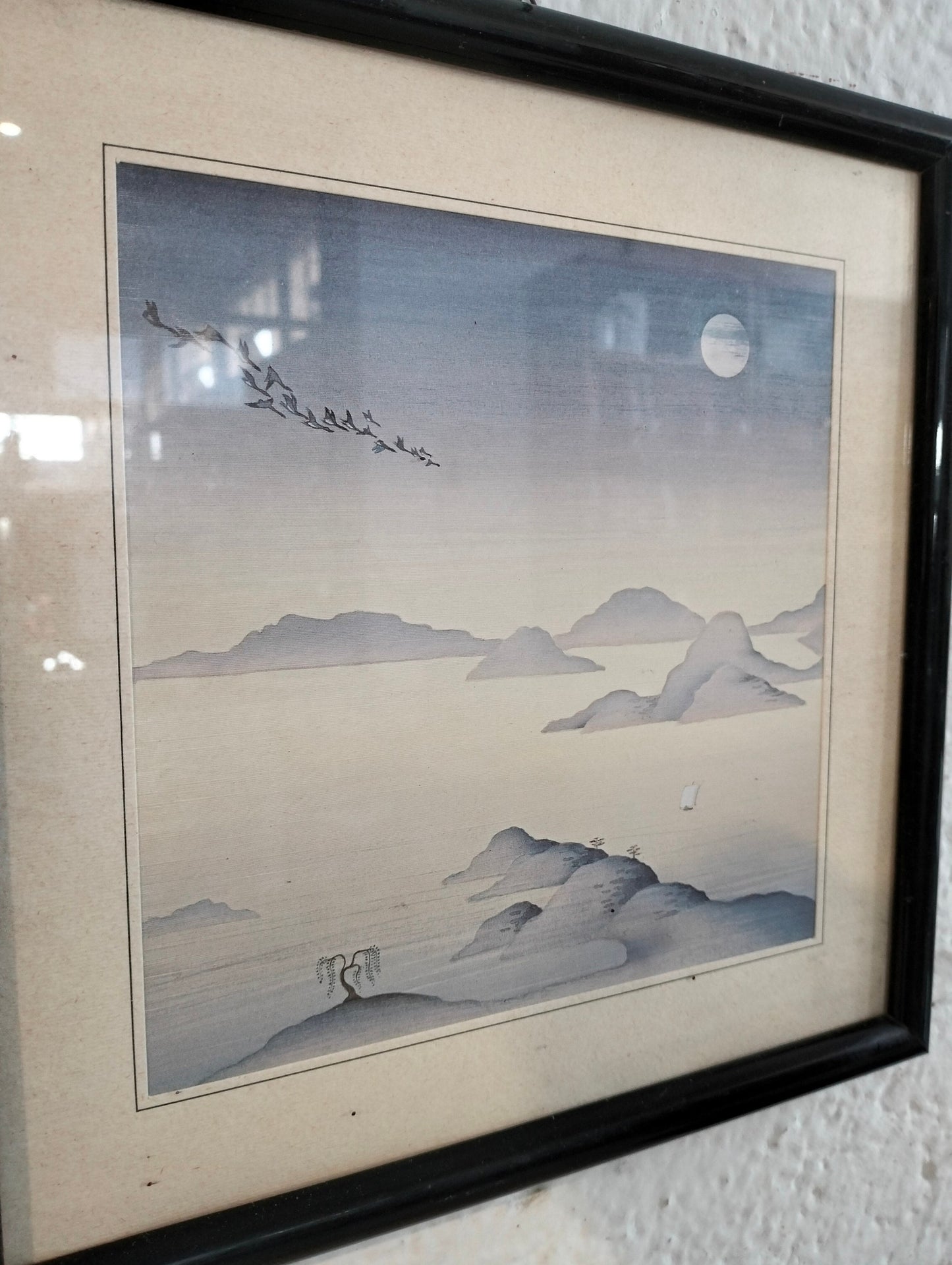 Quadro stampo su tessuto con mare e monti