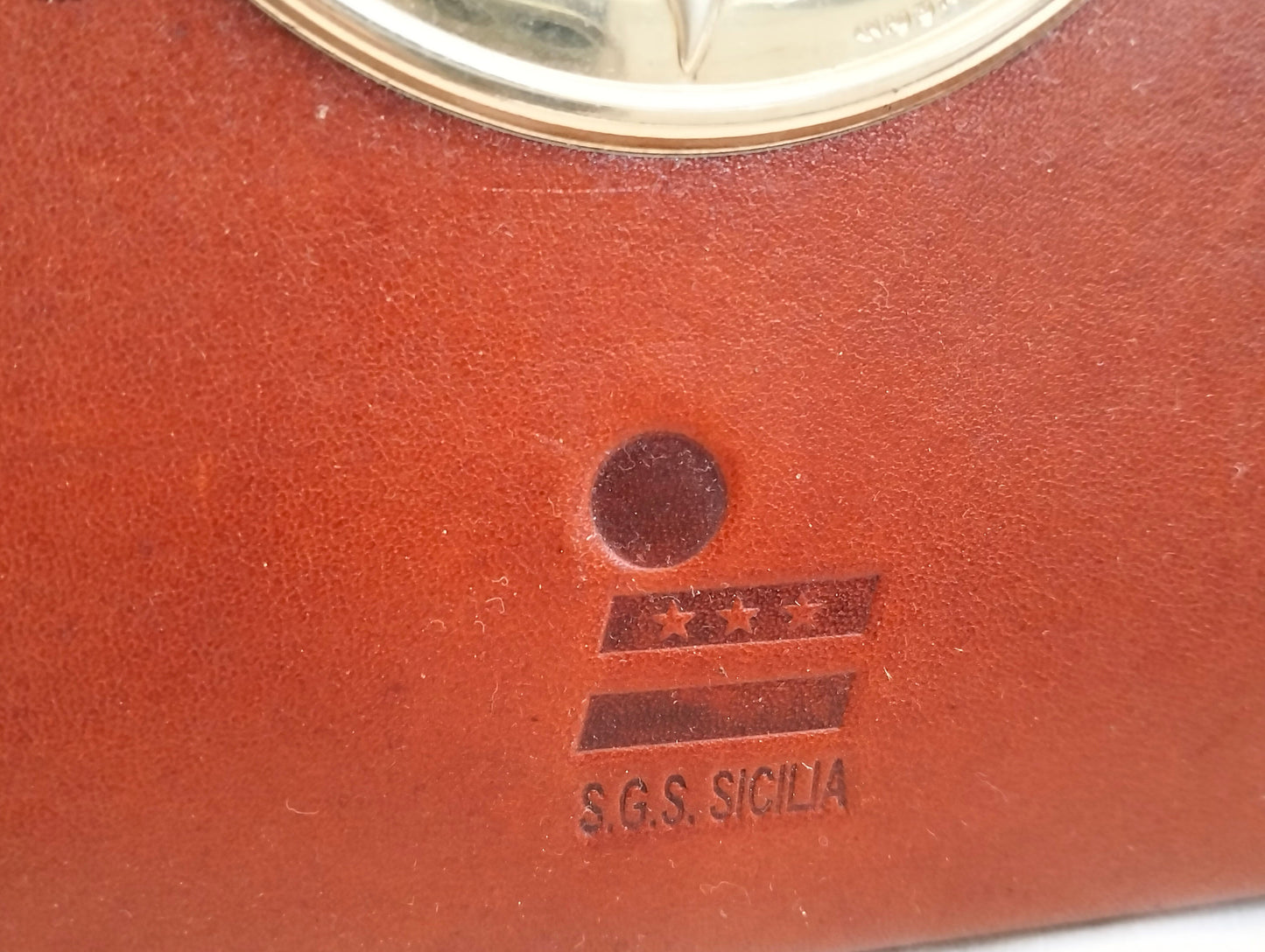 Porta Posta Vintage in Pelle Cucito con Stemmi SGS Sicilia - Eleganza e Stile