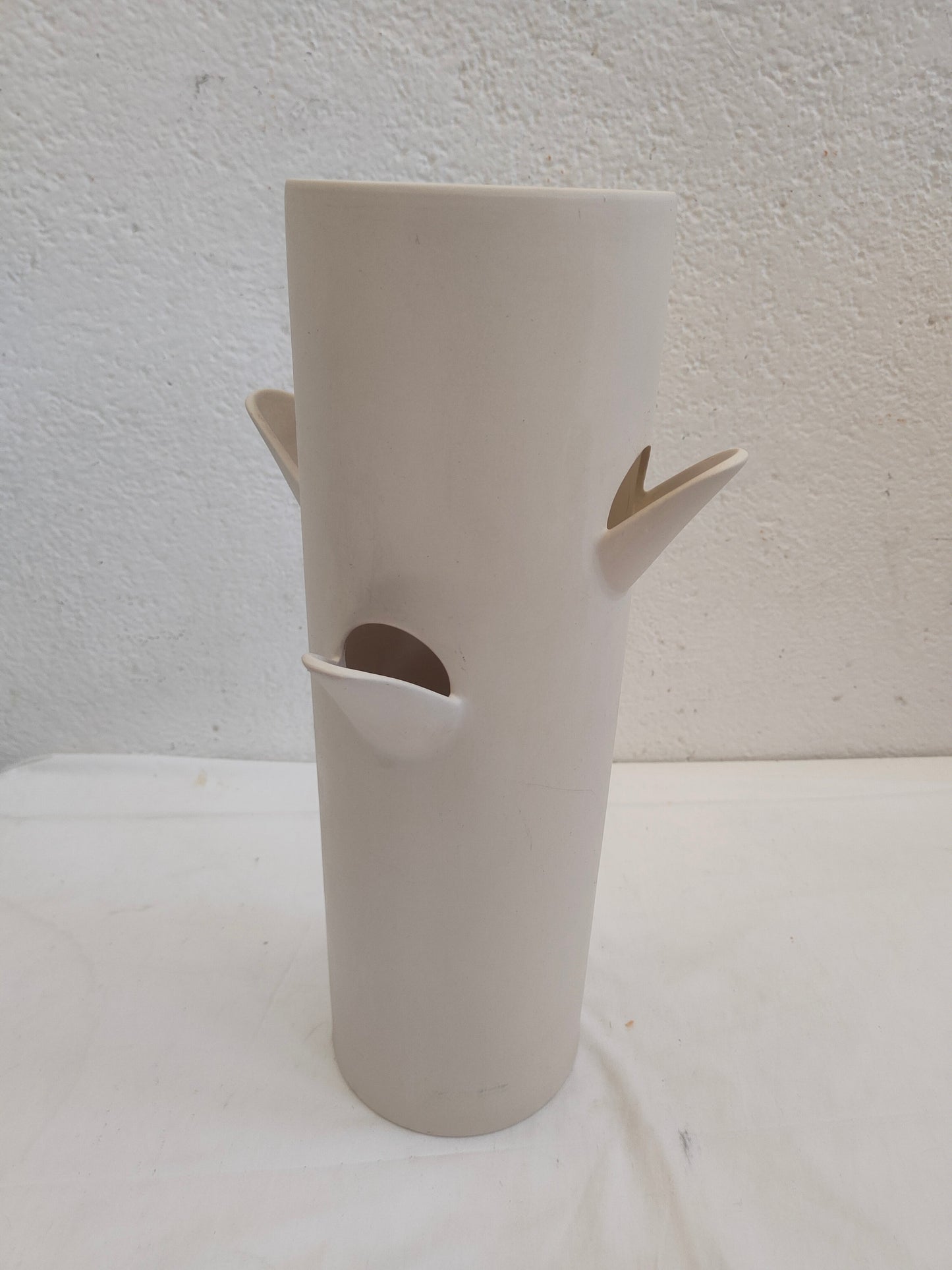 Fioriera Vintage IKEA PS Stock Olga Popyrina - Ceramica Bianca Bisque - Elegante Vaso da Tavolo