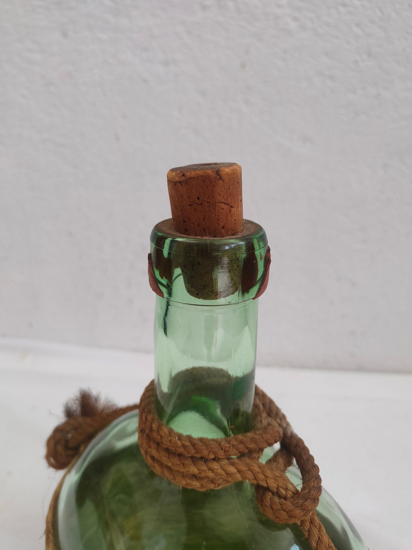 Bottiglia fiasca vintage con tappo in sughero vetro verde