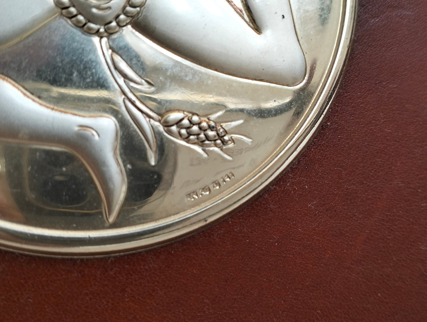 Porta Posta Vintage in Pelle Cucito con Stemmi SGS Sicilia - Eleganza e Stile