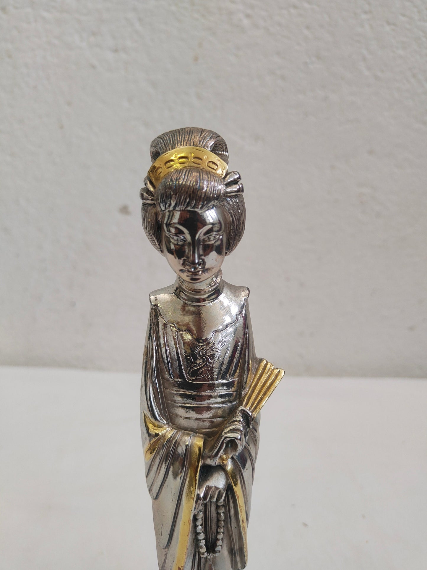 Statua Giapponese Geisha in Argento 925 Placcato - Un'Elegante Opera d'Arte Firmata Camilletti