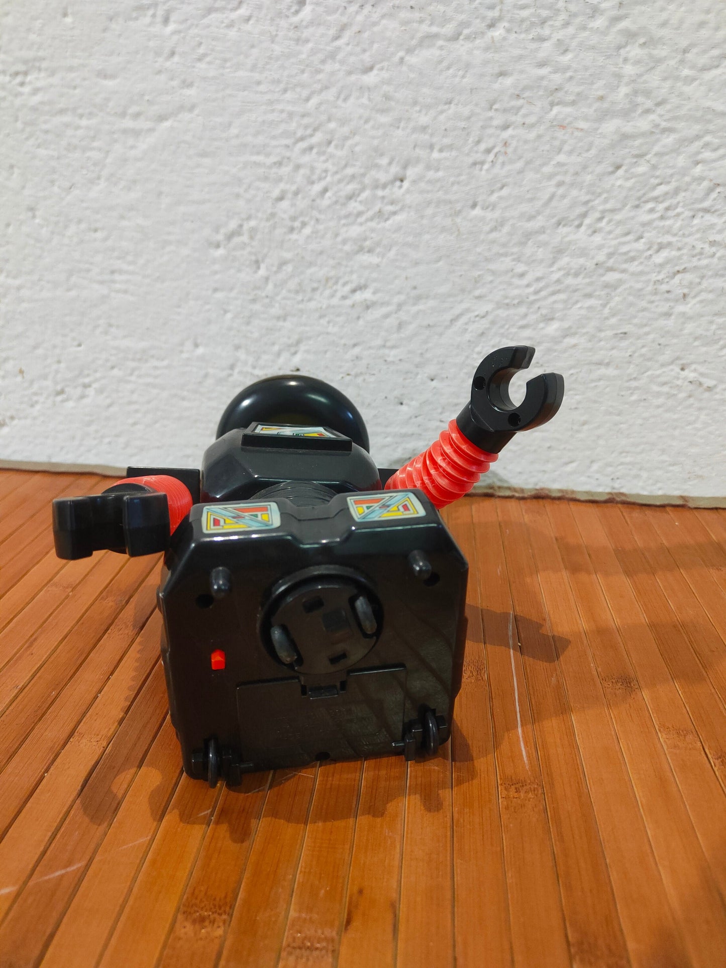 Robot Giocattolo Vintage - Pezzo da Collezione Raro