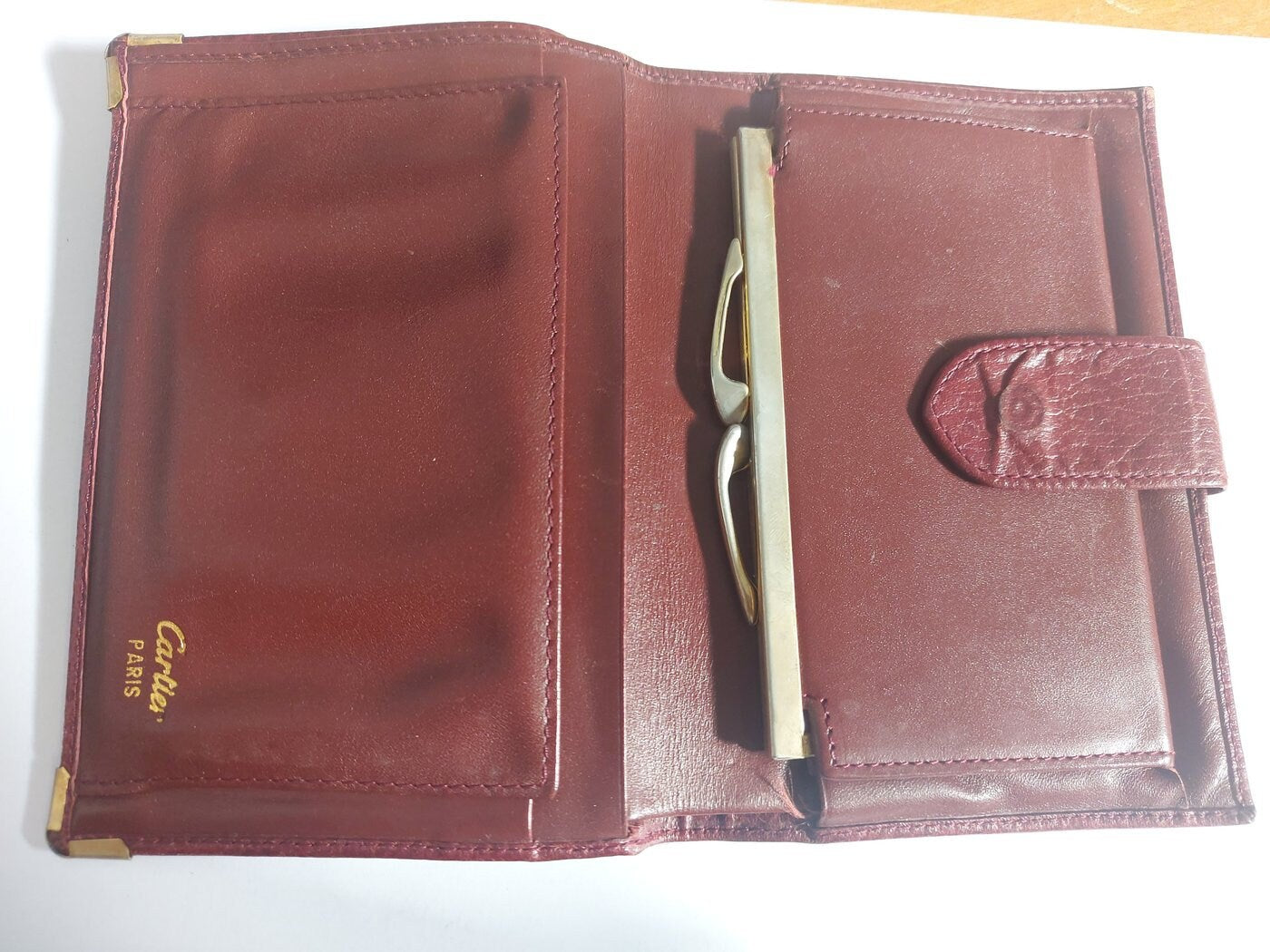 Cartier Paris Women's Wallet in Bordeaux Red Leather