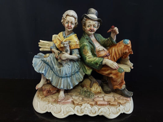 Statuina Vintage in Ceramica Uomo Inglese con Cappello - Collezione '900