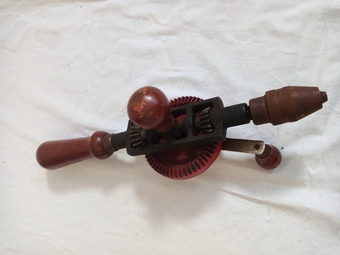 Trapano Manuale d'Epoca Funzionante - Strumento di Lavoro Vintage