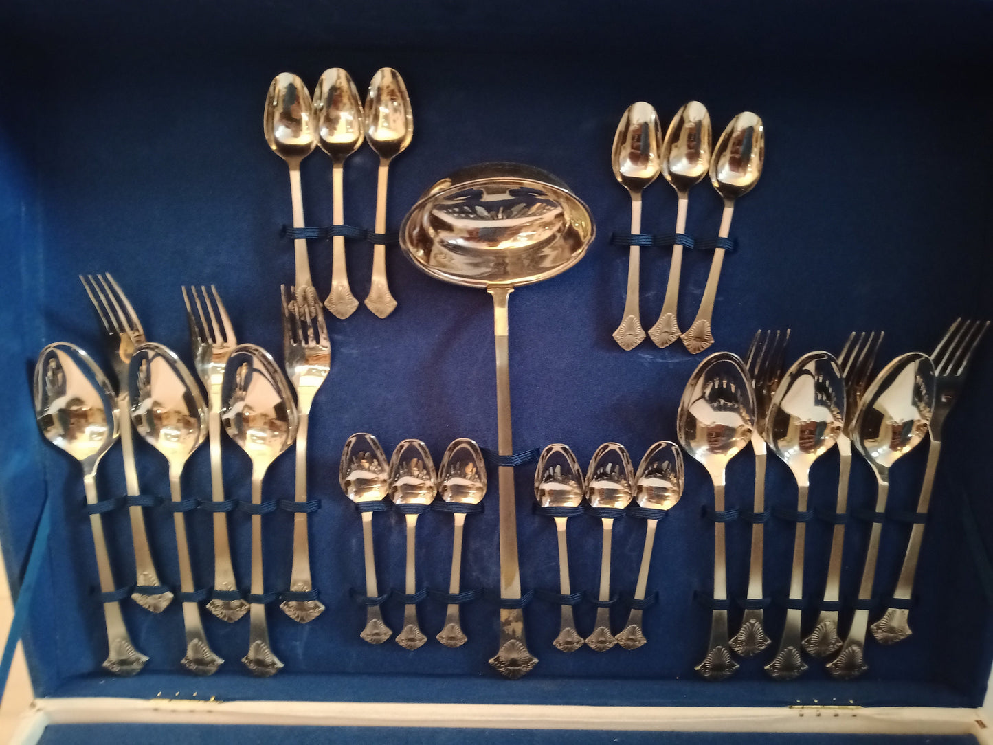 Servizio Posate da 12 Persone - Elegante Regalo di Nozze in Scatola originale